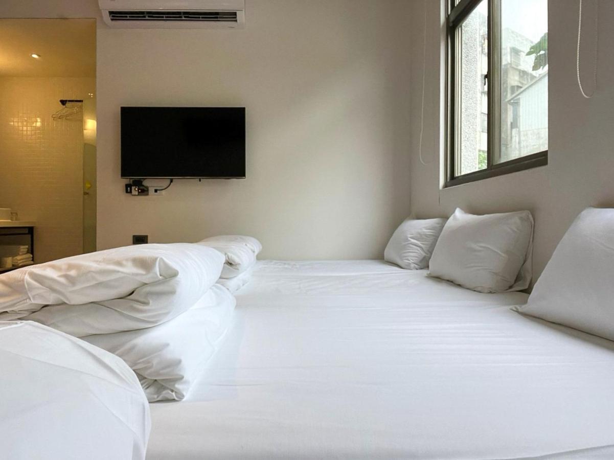 Light Hostel Hualien Экстерьер фото