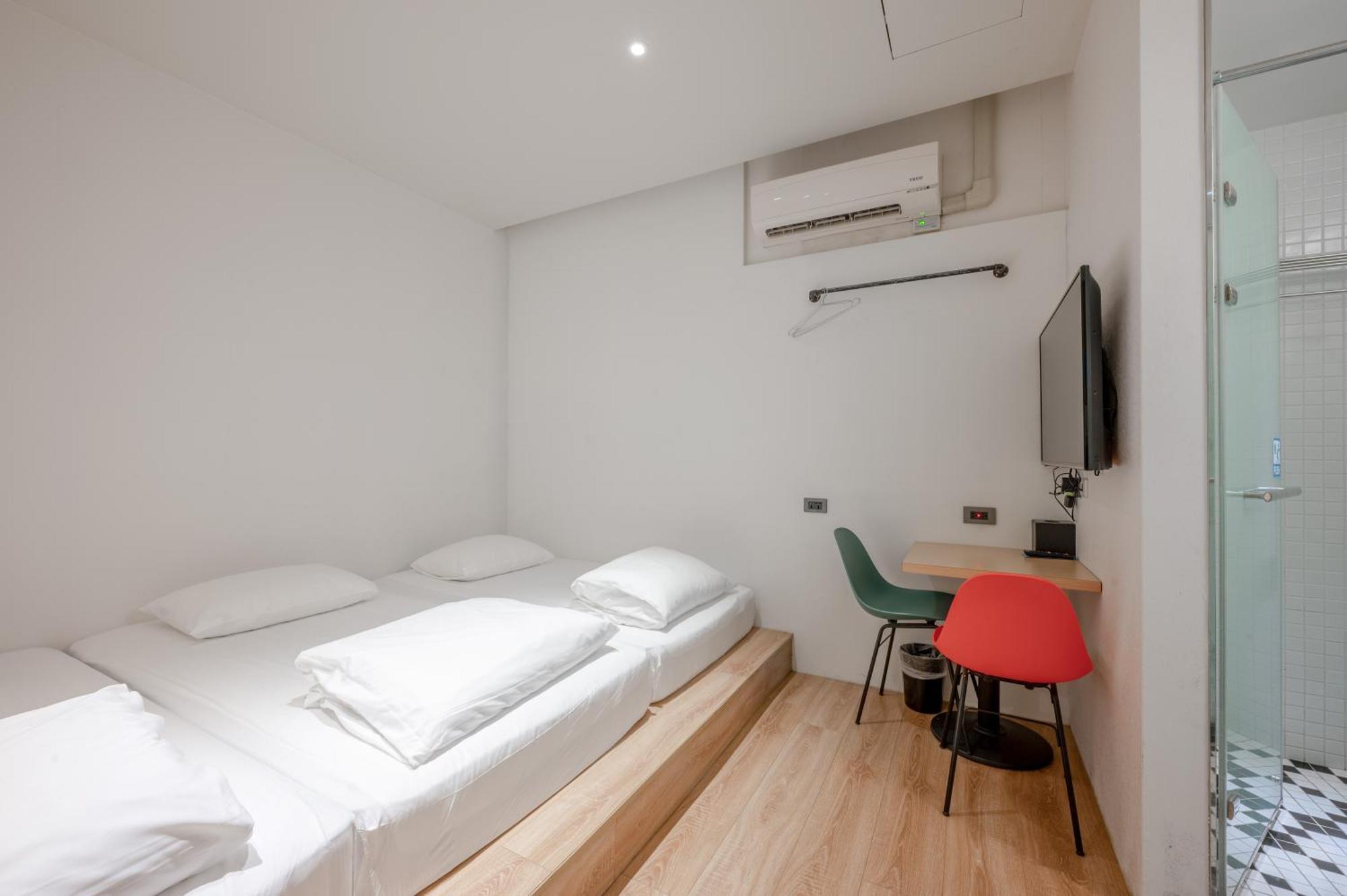 Light Hostel Hualien Экстерьер фото