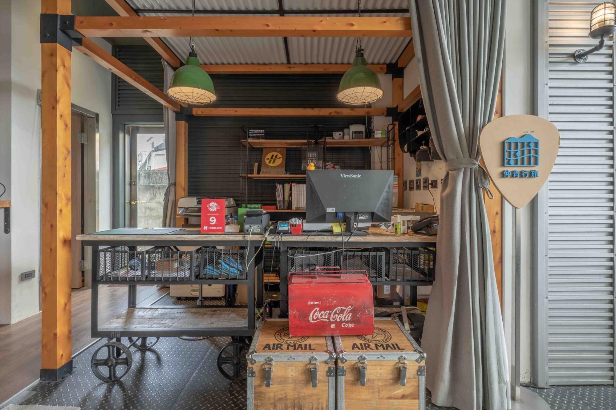 Light Hostel Hualien Экстерьер фото