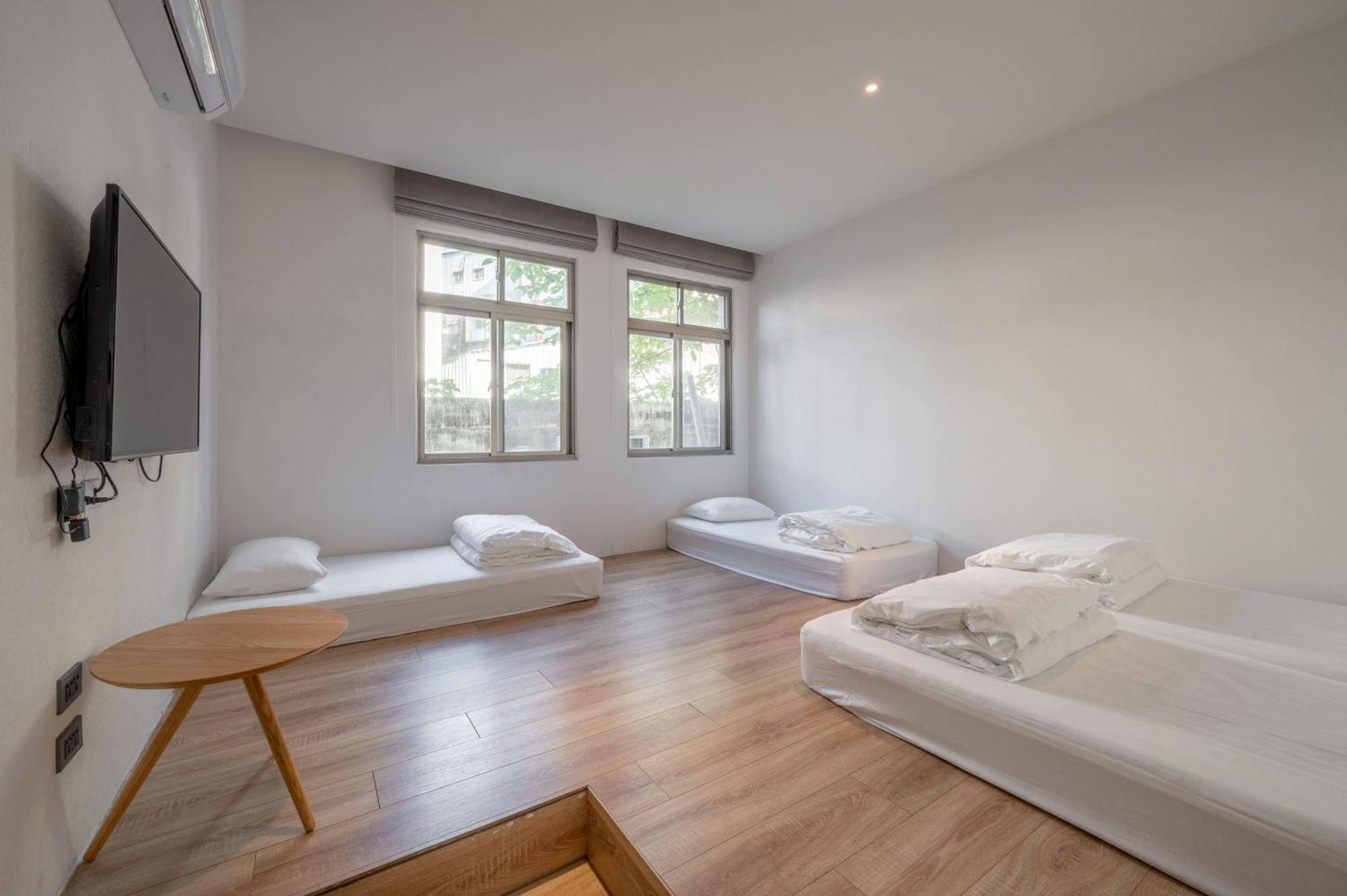 Light Hostel Hualien Экстерьер фото