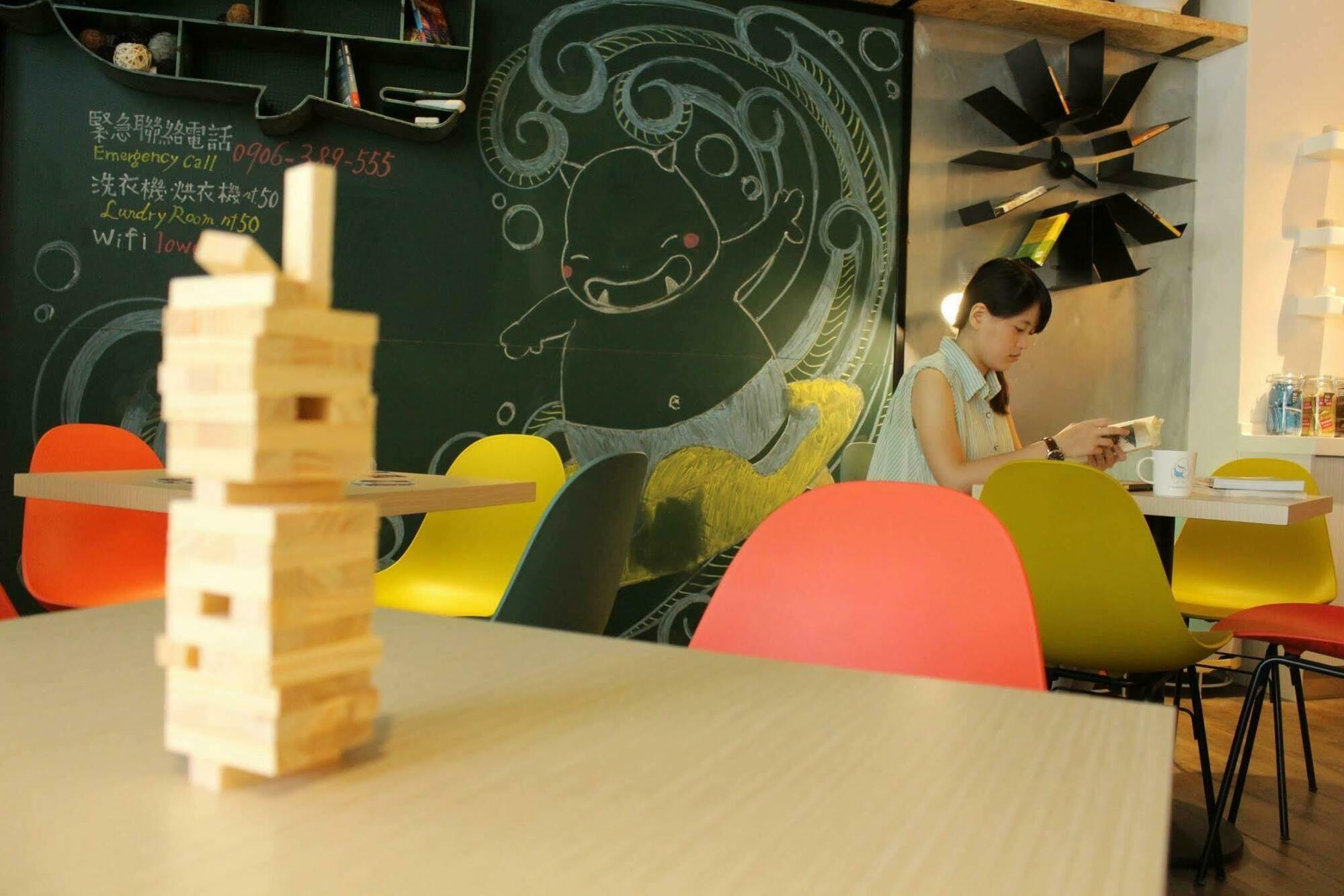 Light Hostel Hualien Экстерьер фото