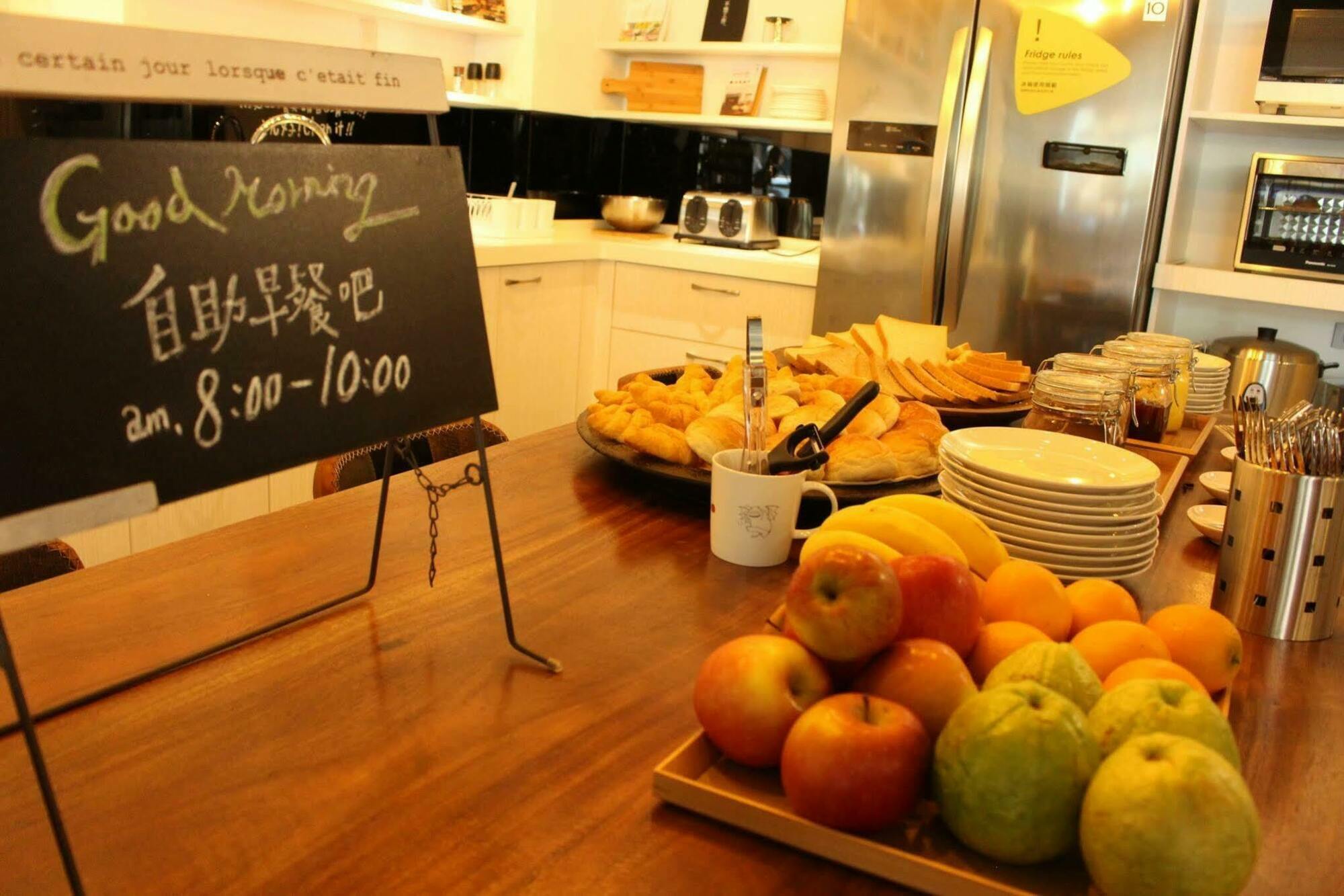 Light Hostel Hualien Экстерьер фото