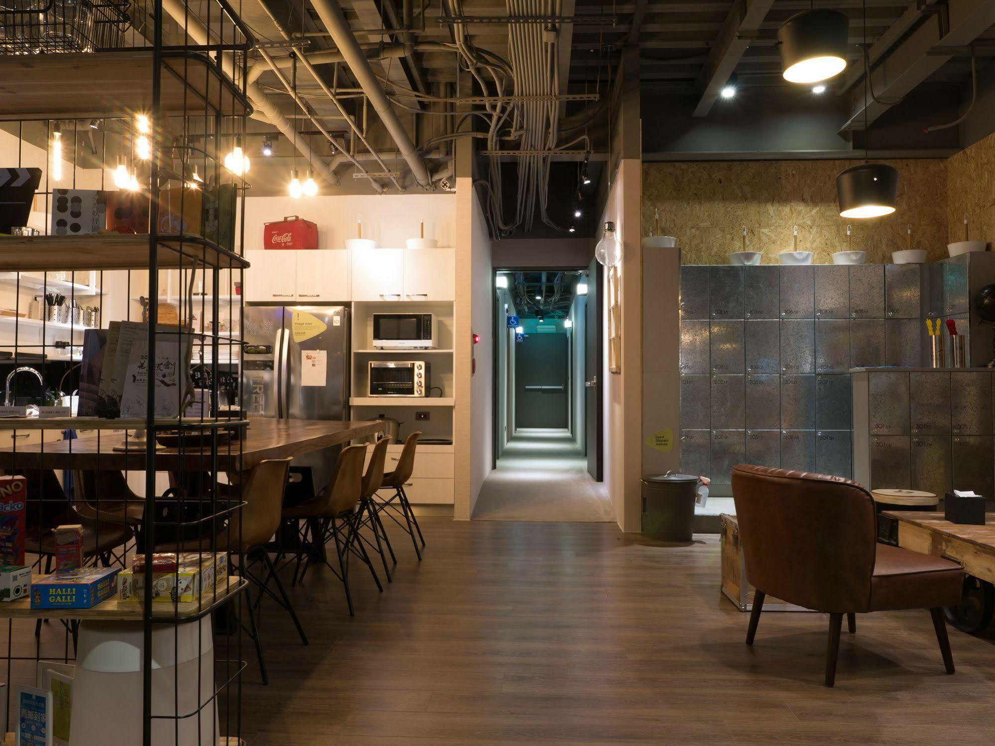 Light Hostel Hualien Экстерьер фото