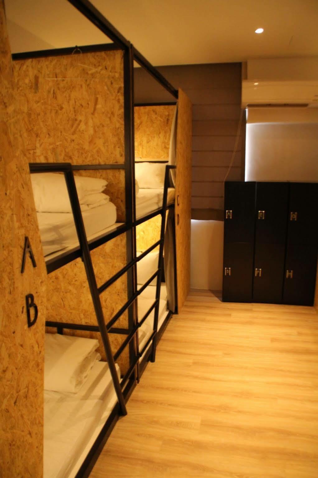 Light Hostel Hualien Экстерьер фото